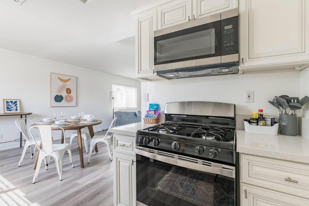 Enjoy Alhambra Night Life At 2Br Apt 외부 사진